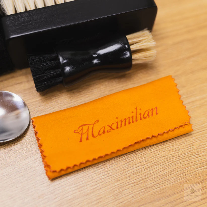 MAXIMILIAN 7-Piece Shoe Polish Kit