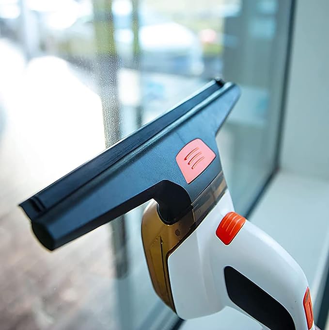 Yard Force VITA Cordless Window Cleaner – 4.0Ah Battery, Up to 150 min Runtime