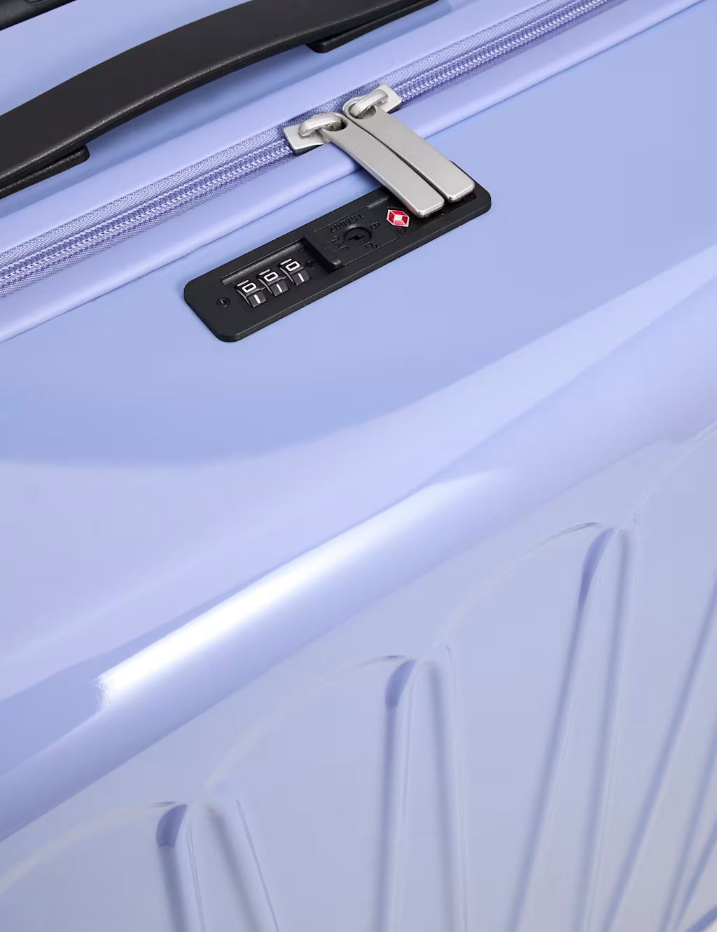 Premium Hard Shell Suitcase – Secure & Stylish Travel Luggage