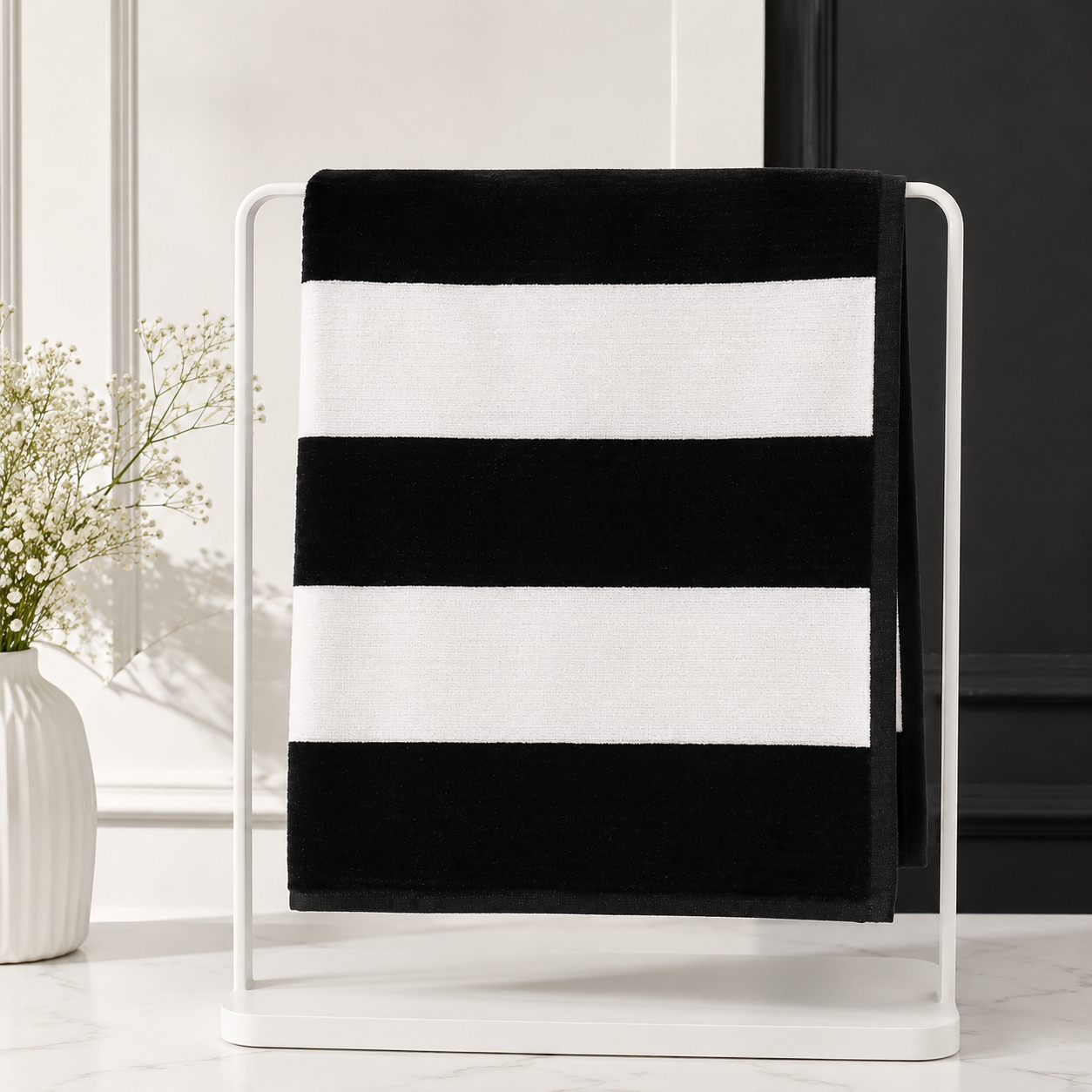 HIGH ST BRAND - BEACH TOWEL - SAND RESIST & VELVET SOFT - 100% COTTON - (79cm*152cm) - Black & White striped design