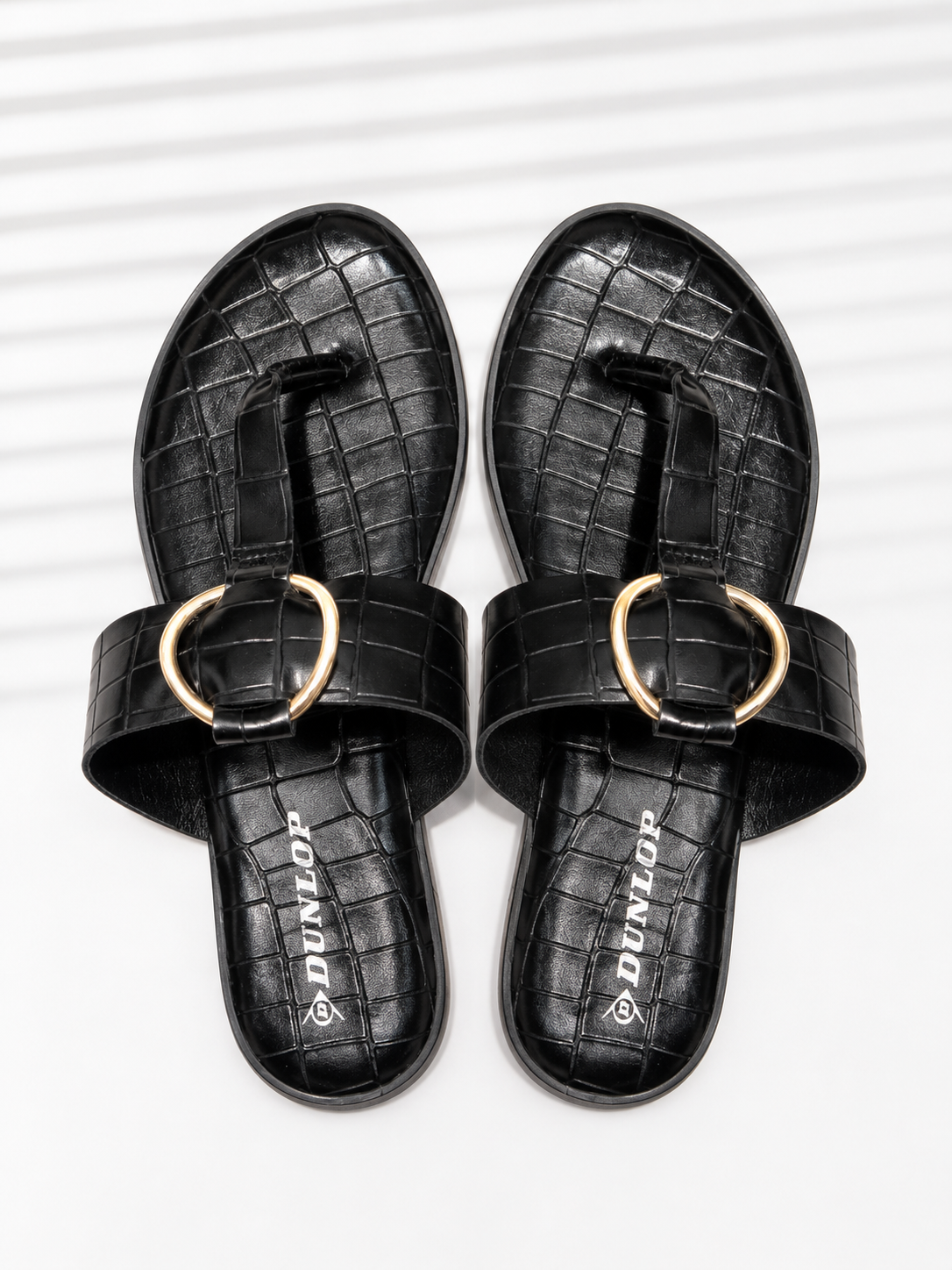 WOMEN FLATS- BLACK/CREAM- SIZE 5/7 -by Dunlop Kendal
