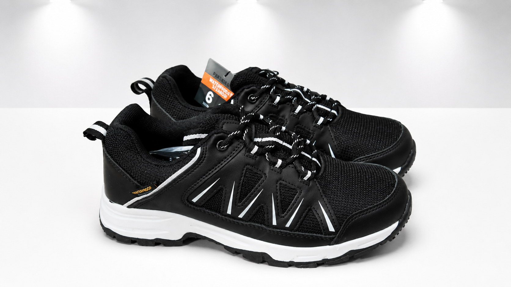BLACK TRAINERS - COMFORTABLE+STYLISH - Sizes-UK3,4,5,6- by Hydroguard