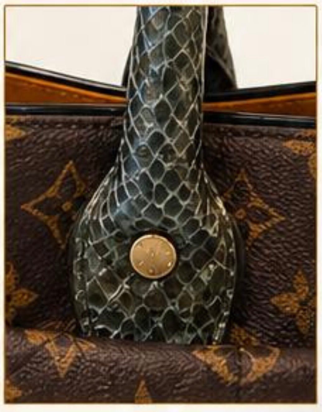LOUIS VUITTON MONOGRAM HANDBAG – AUTHENTIC - PRELOVED