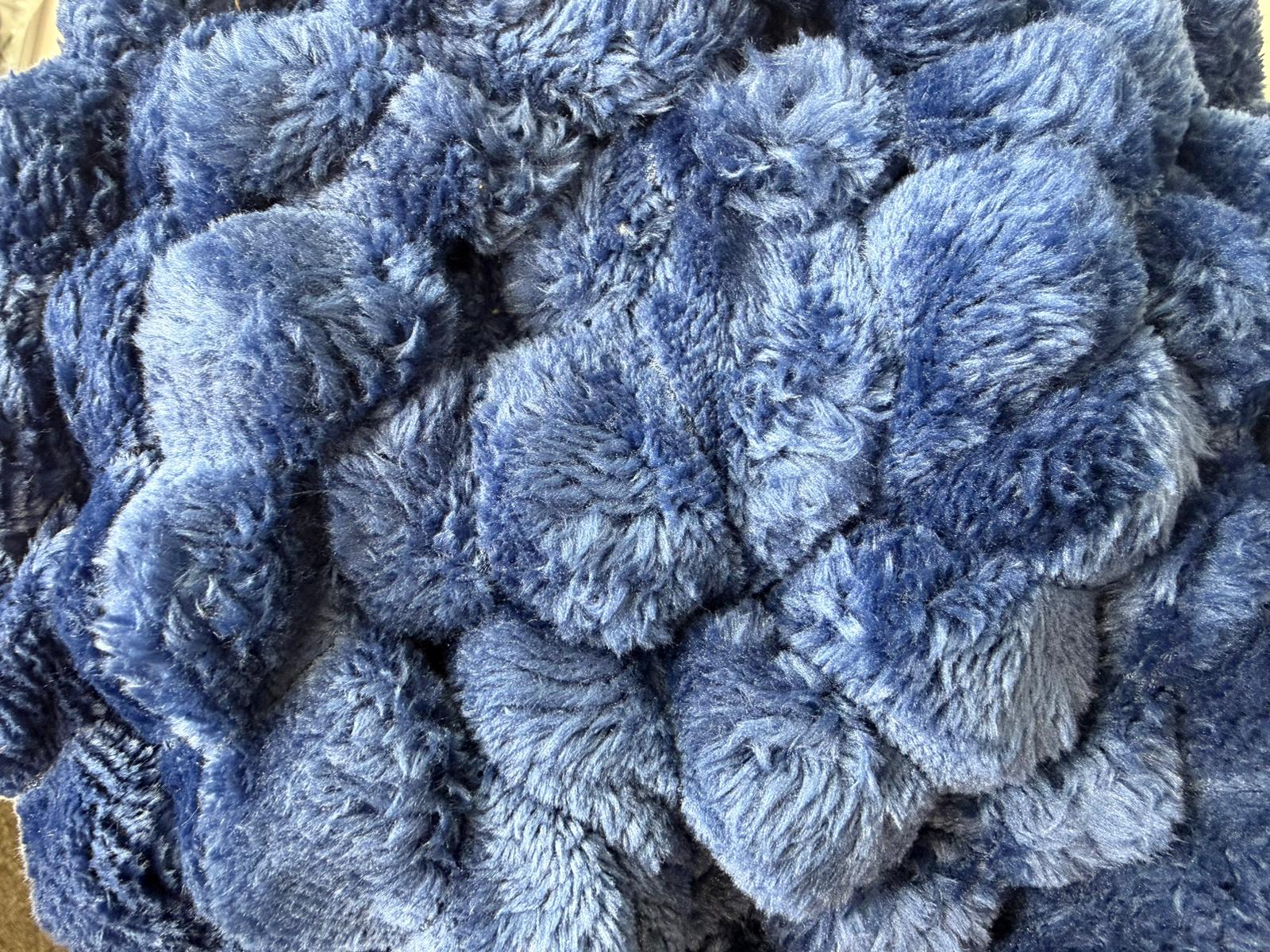 Jacquard Osum Ribbed Throw Blanket – Soft & Sumptuous, 200 x 240 cm
