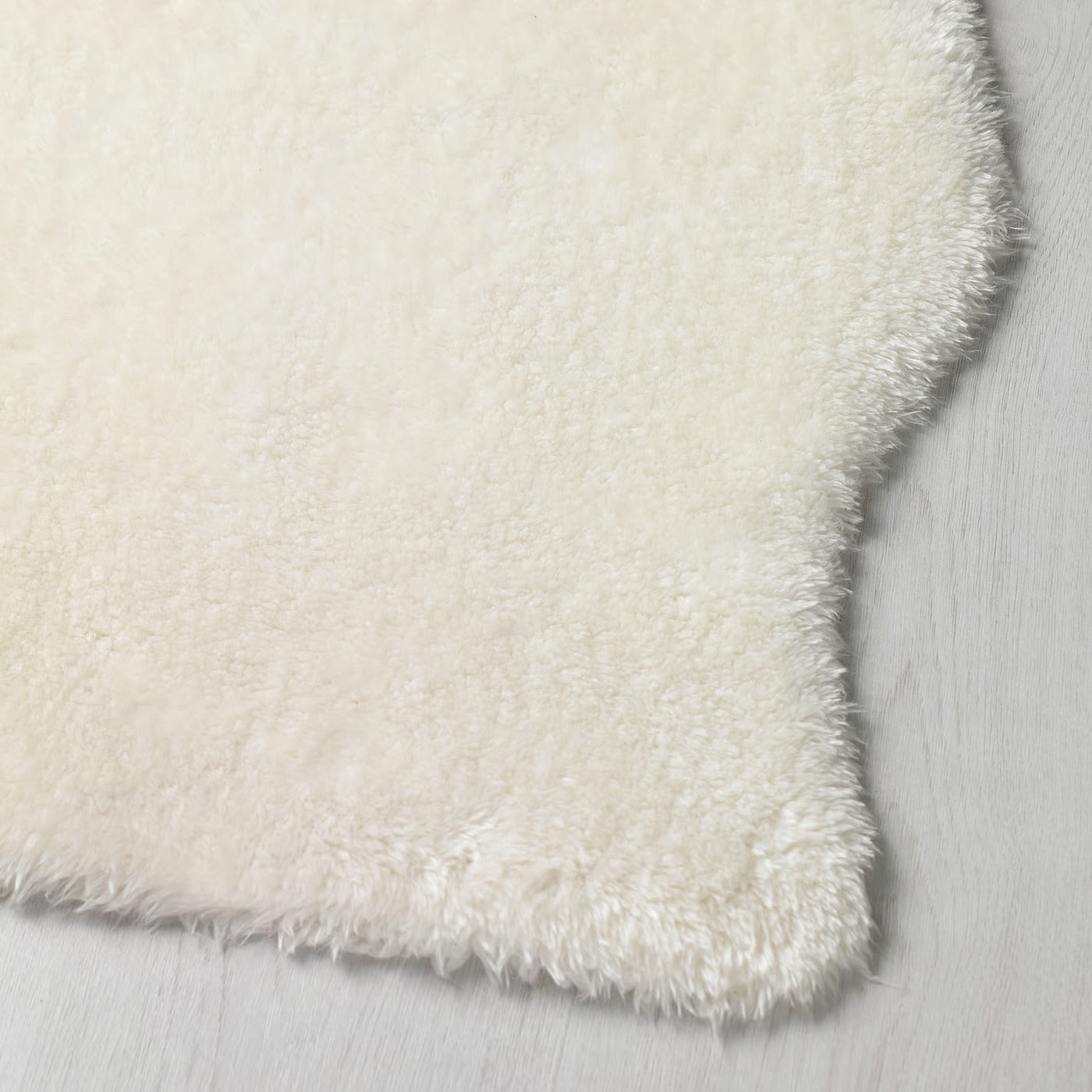 Faux Sheepskin Rug – Super Soft Recycled Plush Floor Rug for Chairs, Benches & Home Décor