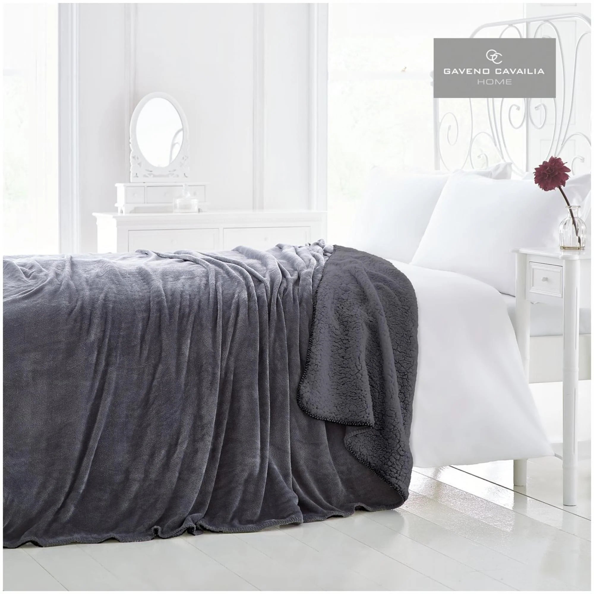 Geveno Cavalia Sherpa Throw 150x200 CM