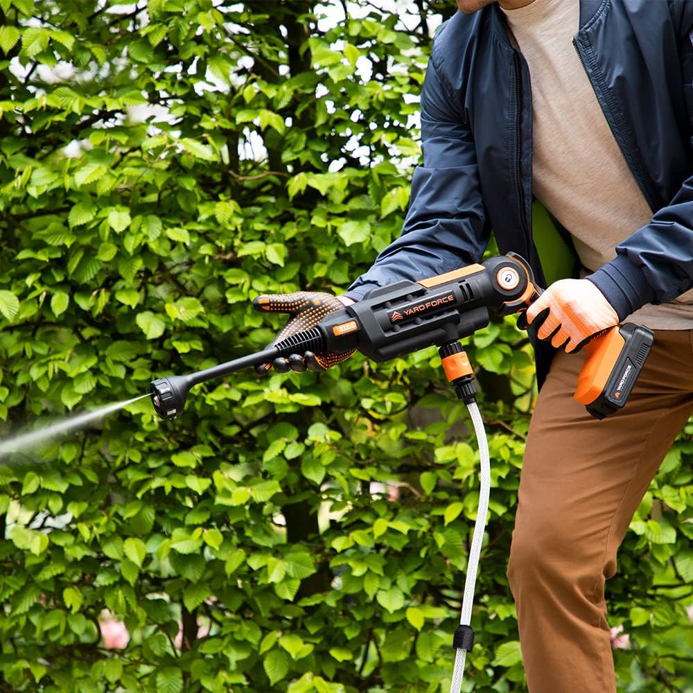 Yard Force 22 Bar 20V Aquajet Cordless Pressure Cleaner with 2.5Ah Lithium-Ion Battery, Charger & Accessories