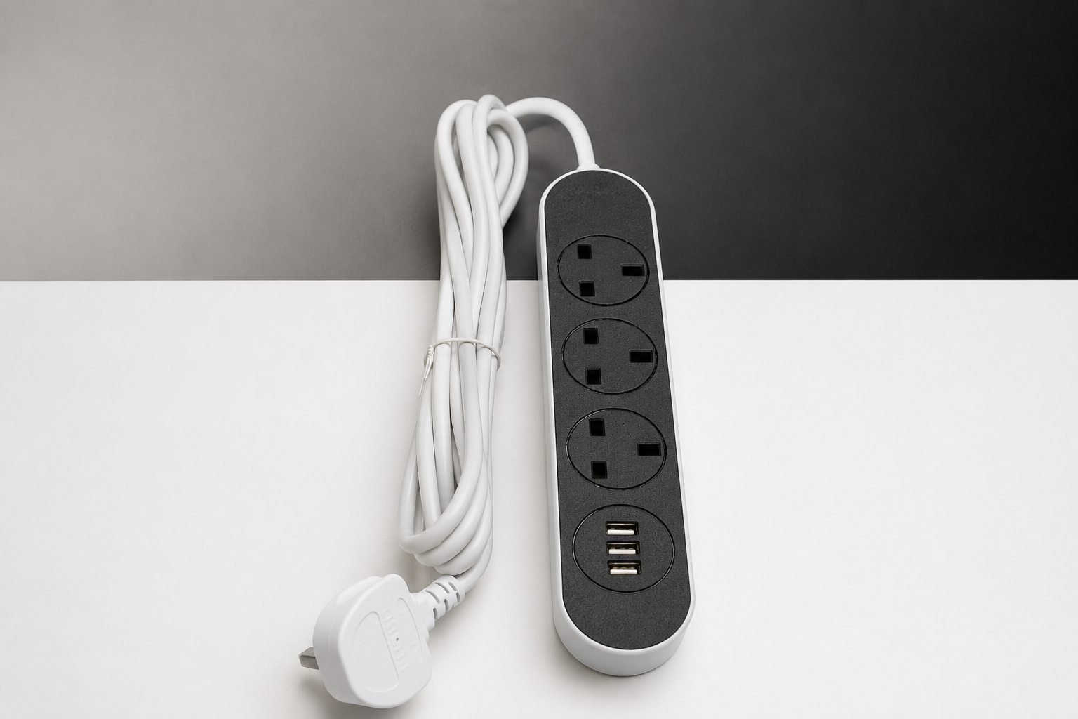 POWER SOCKET - 3000W Anti-Static Power Socket with USB Charging - FOR MULTIPLE PURPOSES -by JOYGUARD