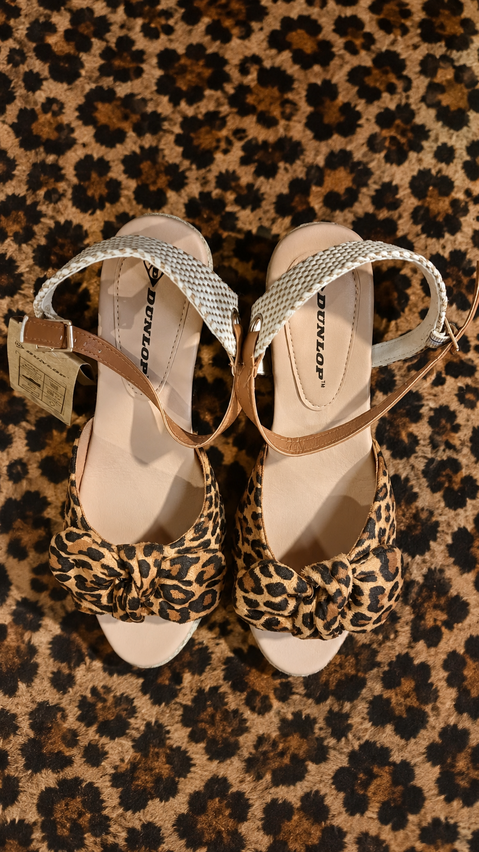 LEOPARD PRINT BOW SANDALS - SIZE-6 - by DUNLOP