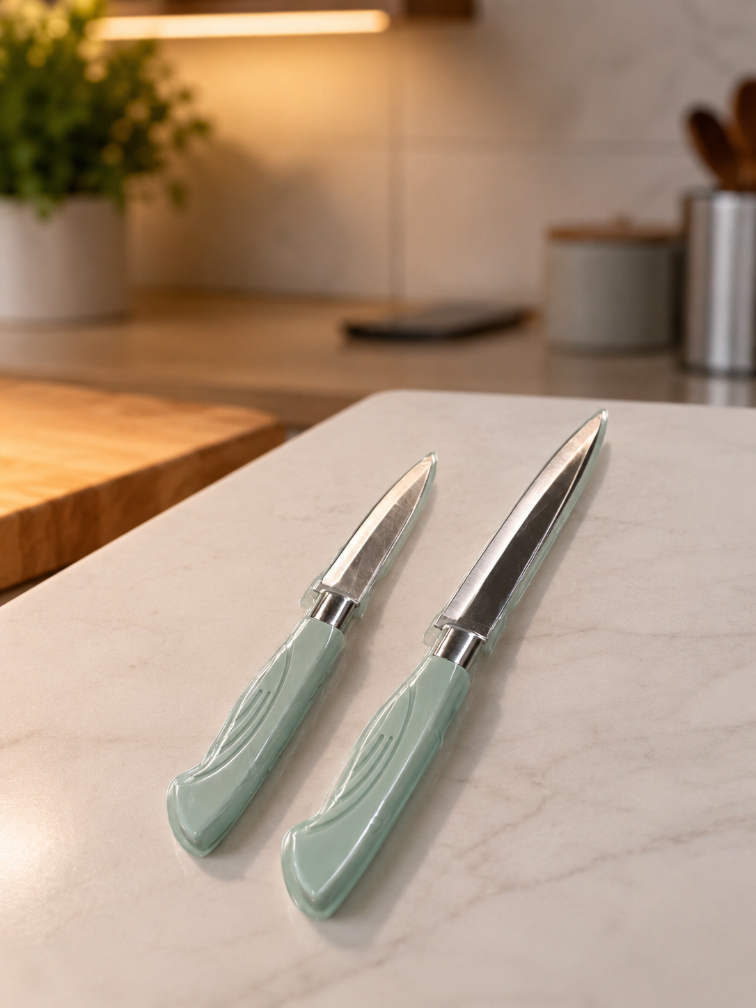 KITCHEN SET - CHOPPING BOARD+2 KNIVES IN PASTEL GREEN/PINK/BEIGE COLOUR - ABOVE 18 YEARS