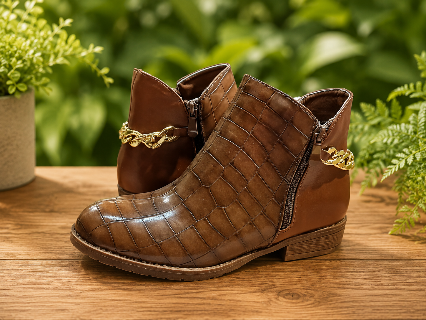 BWOWN TEXTURED BOOTS- STYLISH,COMFY & CLASSIC - SIZE-6&7- by PU