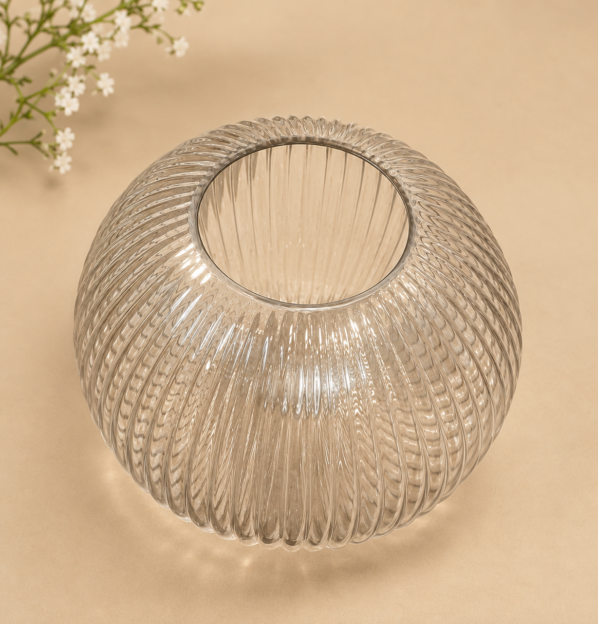 HIGH ST BRAND - CLEAR ROUND-SHAPED RIBBED GLASS VASE - MODERN & AESTHETIC VIBES