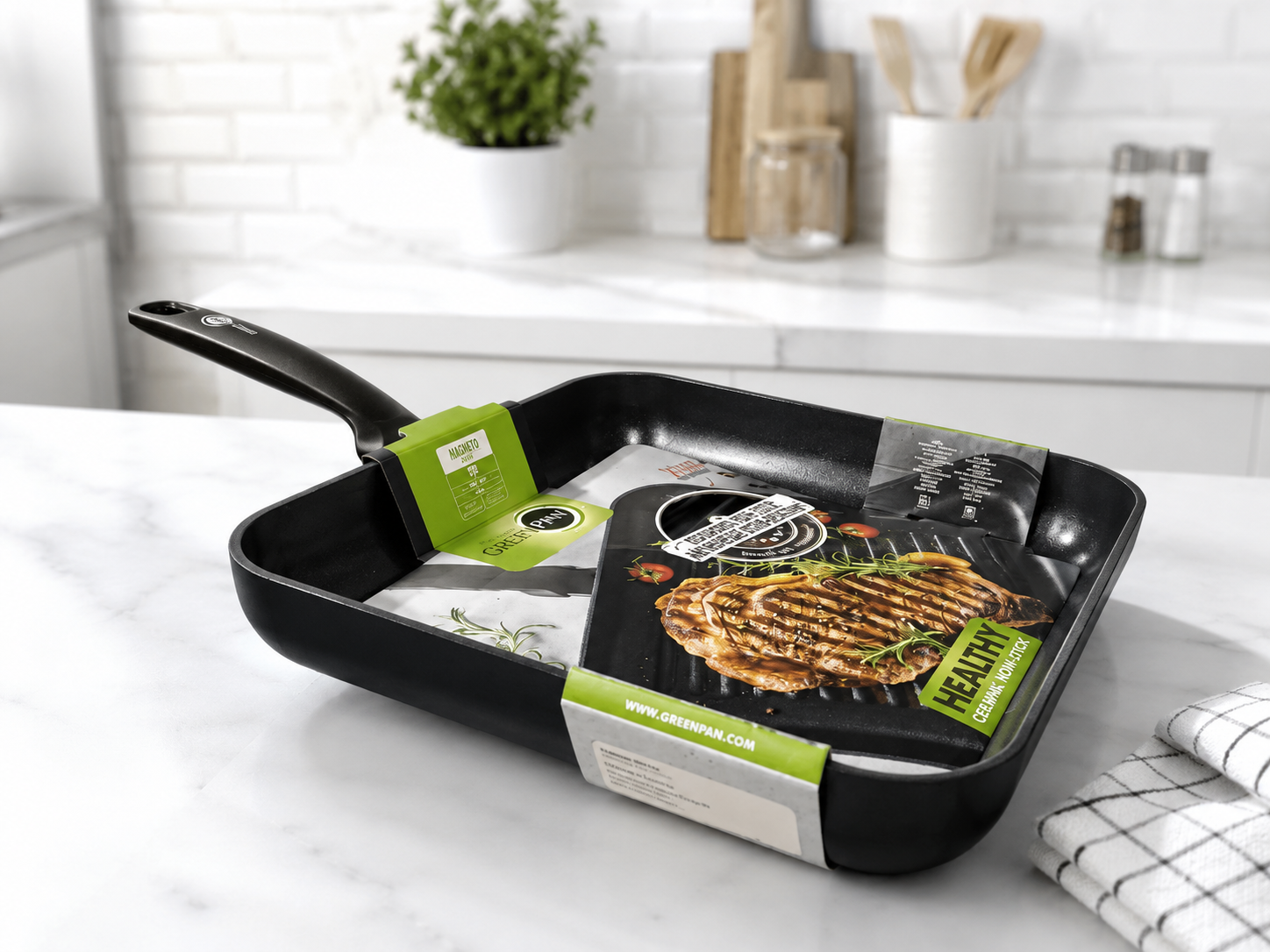 THE ORIGINAL GREEN PAN - TOUGHENED NON-STICK + HEALTHY CERAMIC