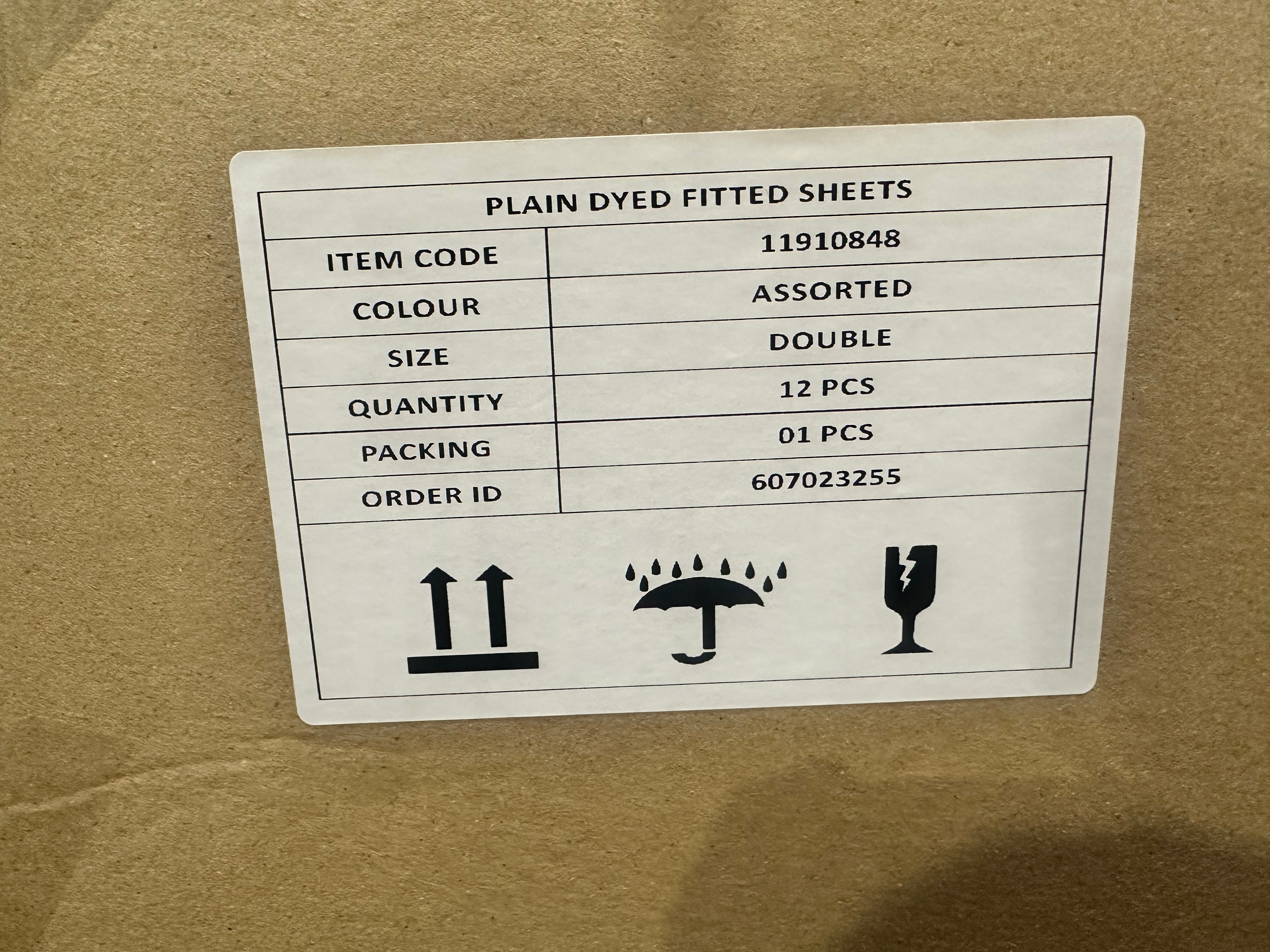 Bulk Deal: Reverie Maison Plain Fitted Sheets – 12 Pieces per Box for £24 (Assorted Colours, Soft & Durable)