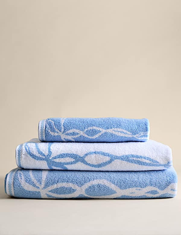 Pure Cotton Bow Hand Towel – 550 GSM Soft & Absorbent StayNew™ Towel 50 x 90 CM