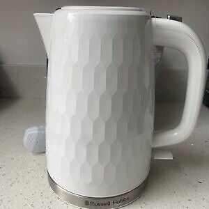 Ouefor Electric Kettle – 1.8L Capacity
